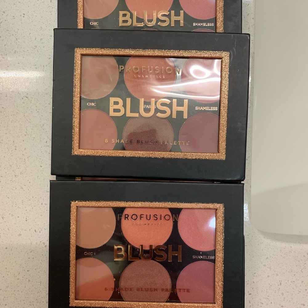 Profusion Cosmetics Blush Palette NEW! - Picture 1 of 2